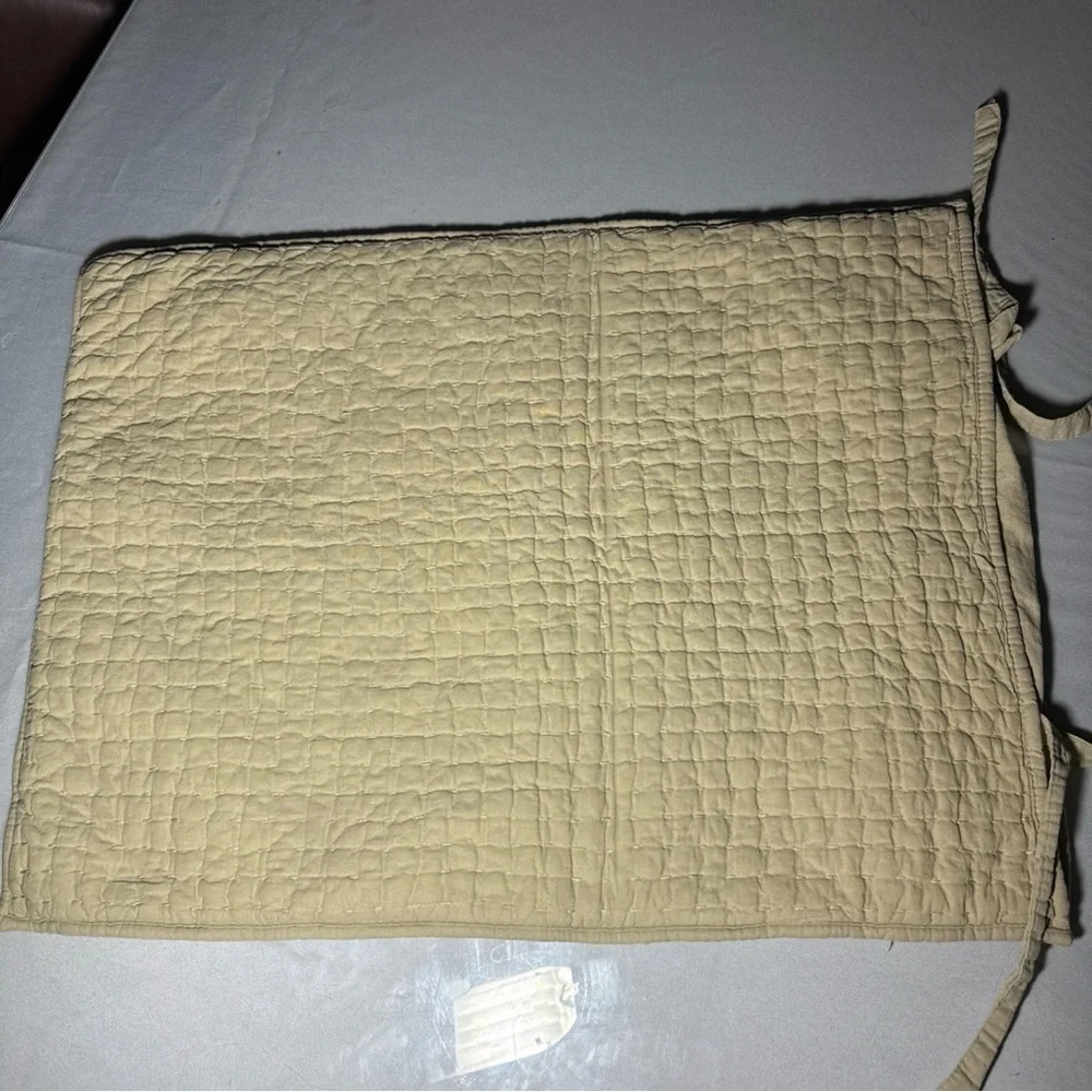 2 Pottery Barn Pick Stitch Standard Pillow Shams Linen CTN Quilted CottageCore